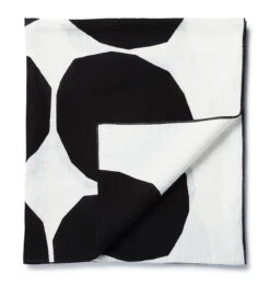 Marimekko Kivet White / Black Tablecloth -Artful Dining marimekko kivet white black tablecloth 133