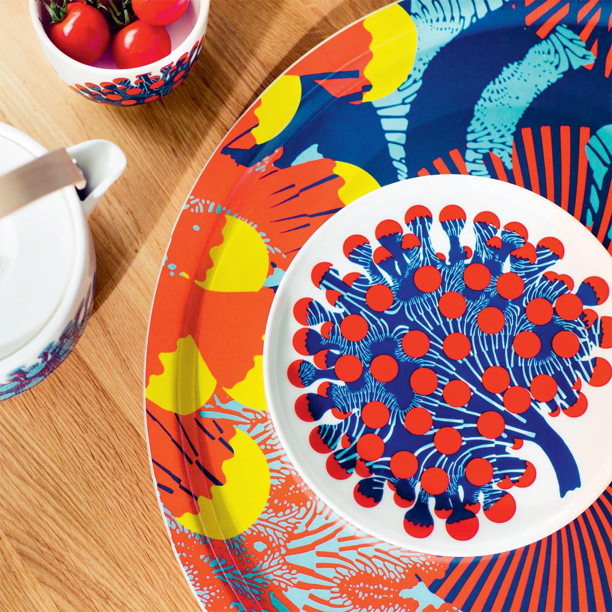 Marimekko Merivuokko Large Round Tray 3 Marimekko Merivuokko Large Round Tray