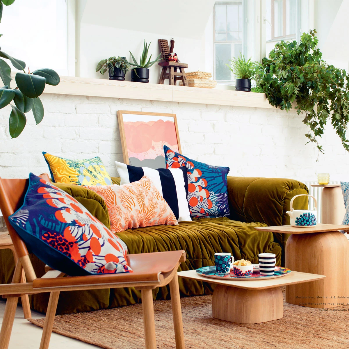 Marimekko Merivuokko Large Round Tray 5 Marimekko Merivuokko Large Round Tray - Image 3