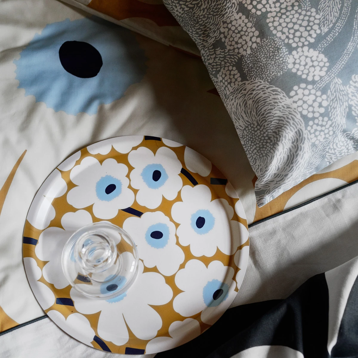 Marimekko Mini Unikko Beige / Blue Round Tray 4 Marimekko Mini Unikko Beige / Blue Round Tray - Image 2