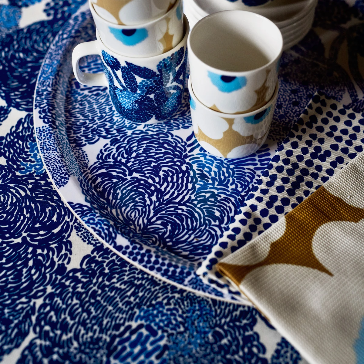 Marimekko Mynsteri Blue Large Round Tray 3 Marimekko Mynsteri Blue Large Round Tray