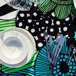 Marimekko Siirtolapuutarha Turquoise/Green Tablecloth -Artful Dining marimekko siirtolapuutarha turquoise green tablecloth 80