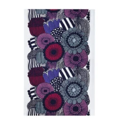 Marimekko Siirtolapuutarha Violet Short Tablecloth