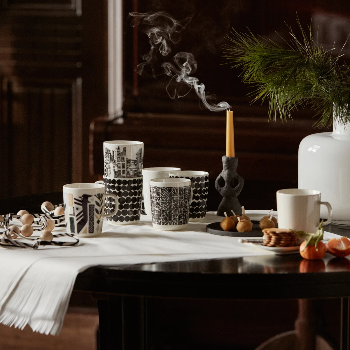 Artful Dining -Artful Dining marimekko svaale plum green mug 25